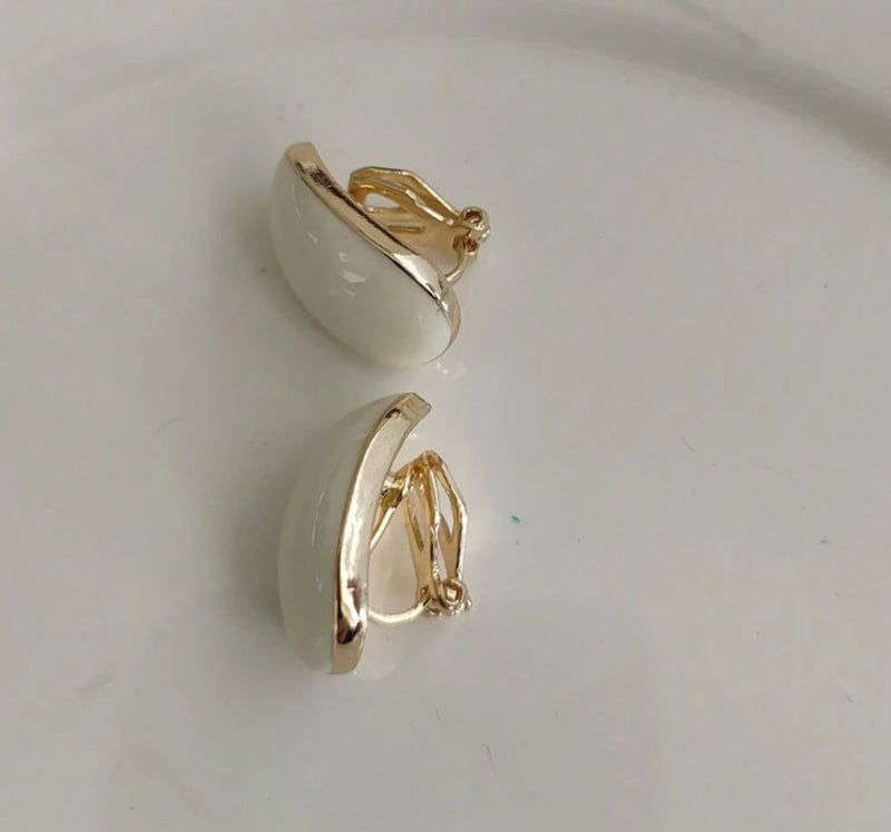 Clip on 1" gold and white scoop earrings