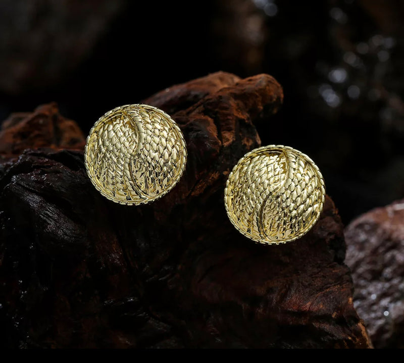 Clip on 1" gold small textured round button style earrings