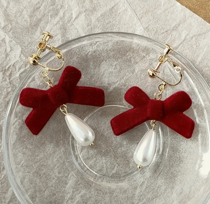 Clip on 3/4" small gold textured square scoop style earrings