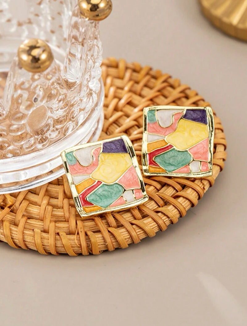 Comfort 3/4" clasp clip on gold multi colored wavy square earrings
