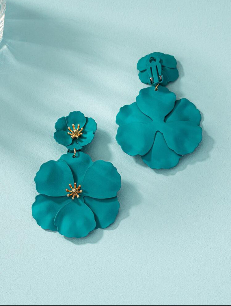 Clip on 2 3/4" gold and turquoise double flower dangle earrings