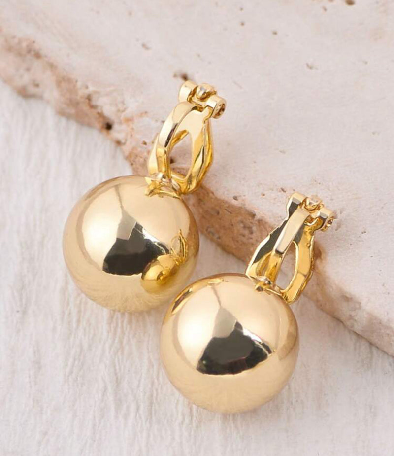 Clip on .07 gold 3/4" button style ball earrings