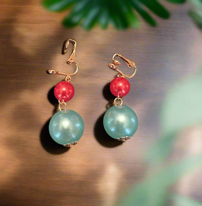 Clip on gold and pink multi colored five strand pearl beaded necklace set