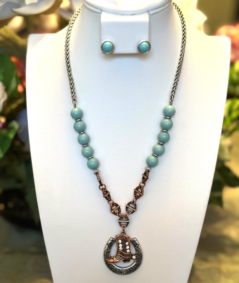 Clip on gold and pink multi colored five strand pearl beaded necklace set