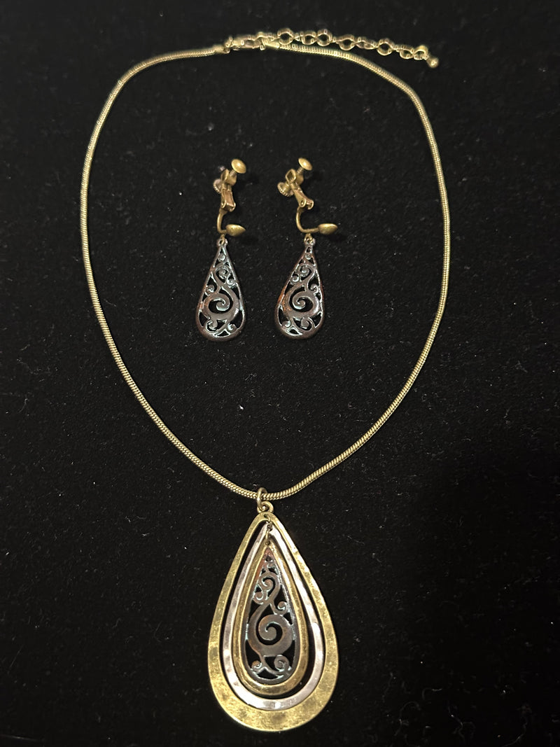 Clip on brass, silver and turquoise teardrop pendant necklace set