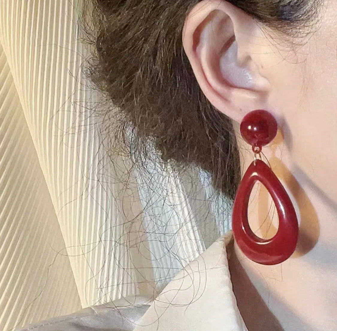 Clip on 2 3/4 Gold and Dark Red Hard Plastic Dangle Teardrop Earrings