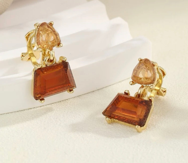 Clip on 3/4" xsmall gold and brown dangle square stones earrings