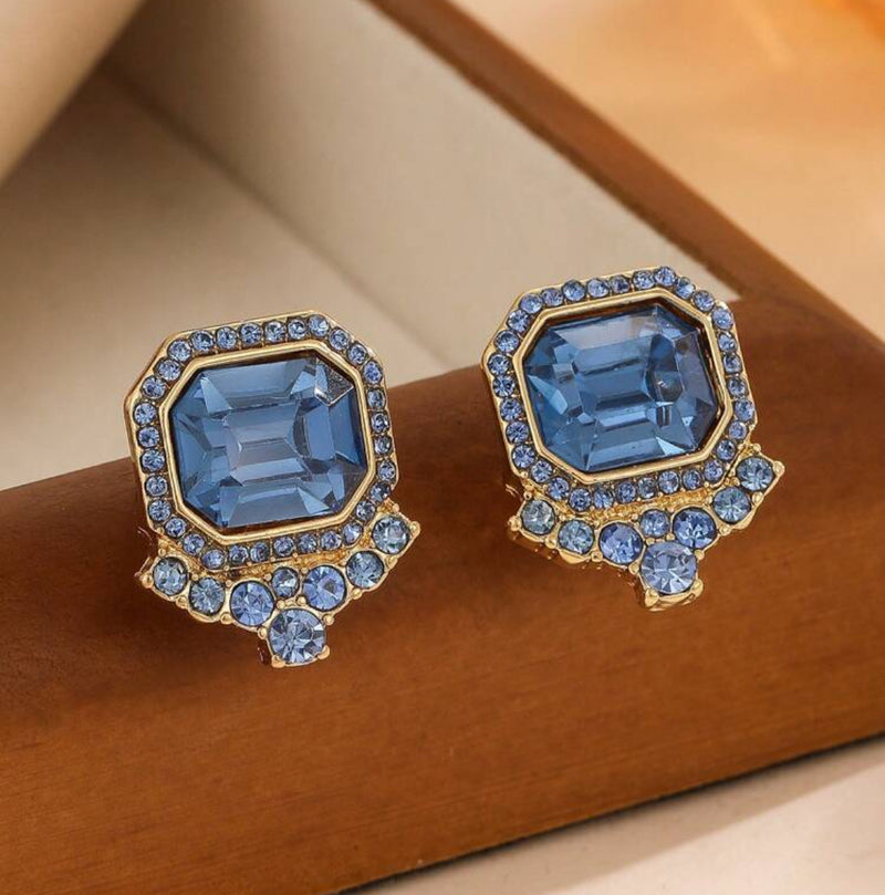Vintage 1" clip on gold and blue stone button style earrings