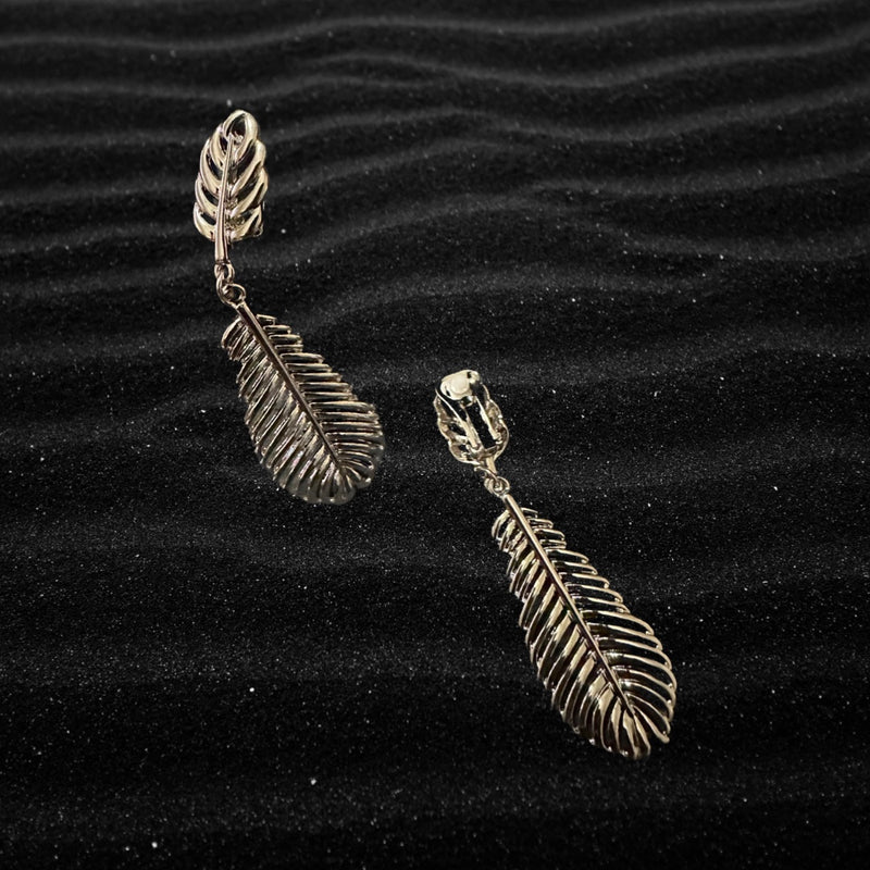 Clip on 3 3/4" silver lightweight long feather style dangle earrings