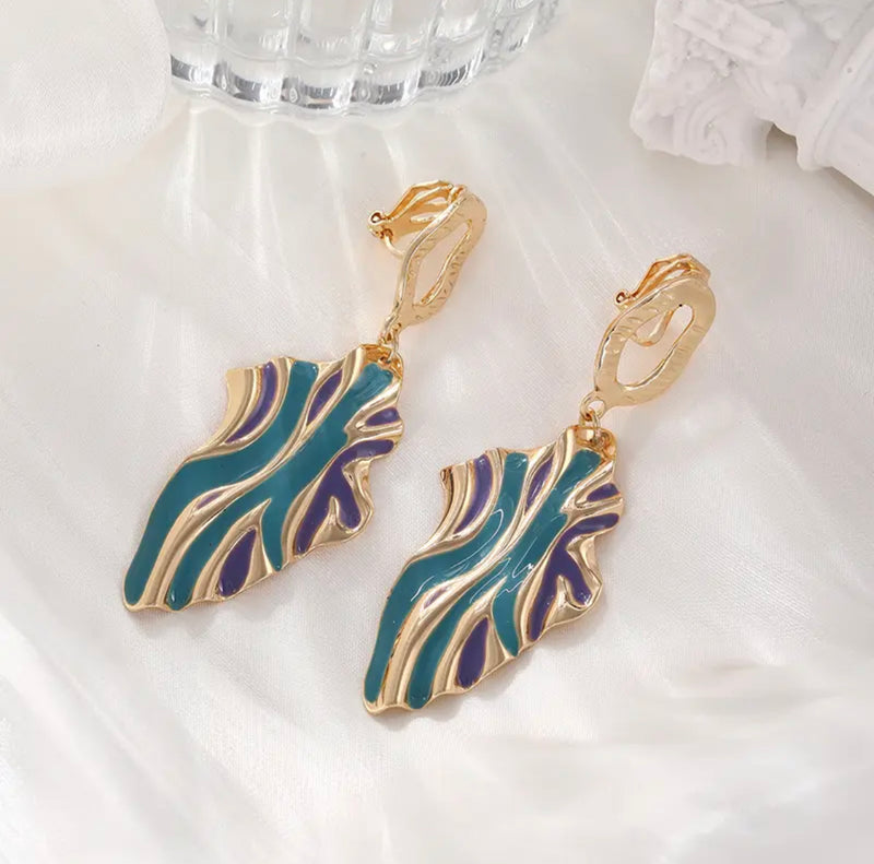 Clip on 2 3/4" gold wrinkled purple and turquoise dangle earrings