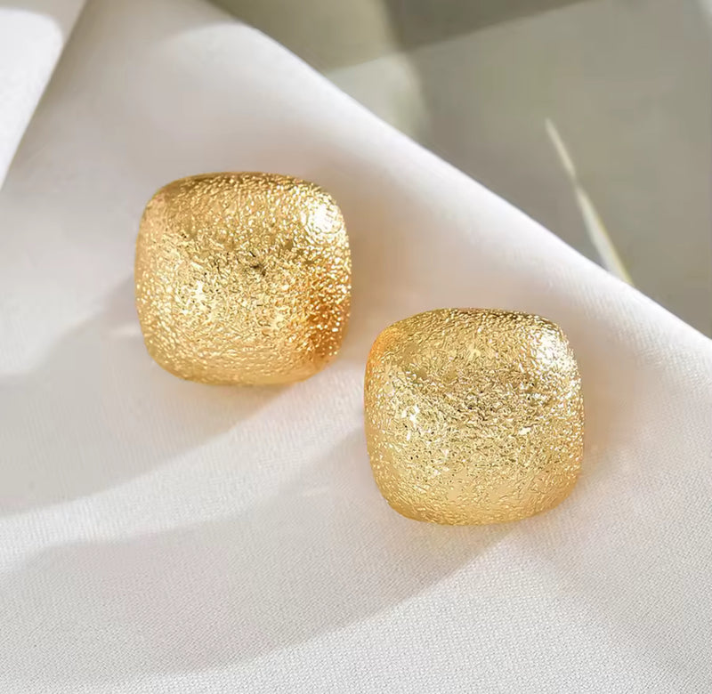 Clip on 3/4" small gold textured square scoop style earrings