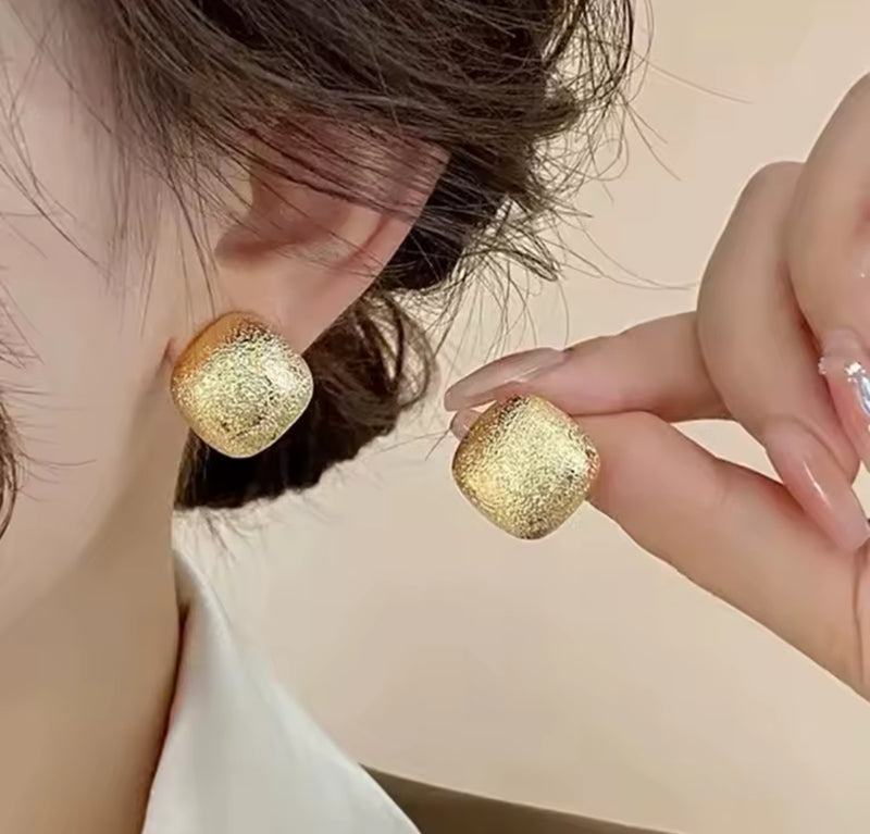 Clip on 3/4" small silver textured square scoop style earrings