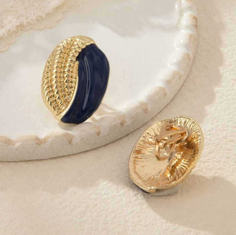 Clip on 1" gold and blue oval woven button style earrings