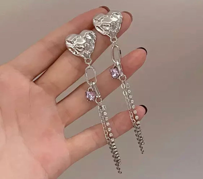 Clip on silver chain hammered heart earrings w/purple and clear stones