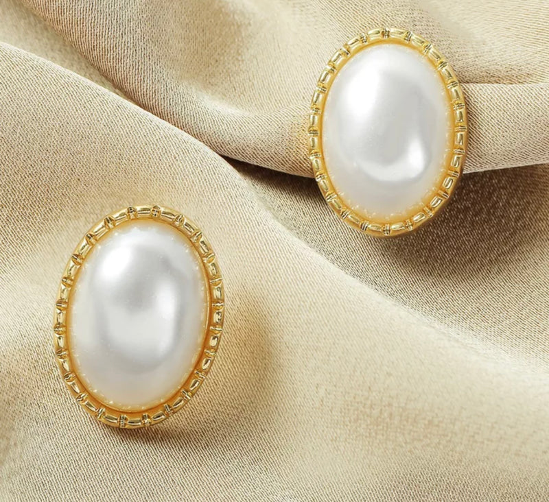Clip on 1" gold and white oval pearl button style earrings