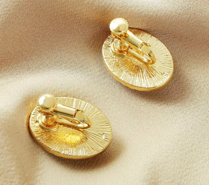 Clip on 1" gold and white oval pearl button style earrings