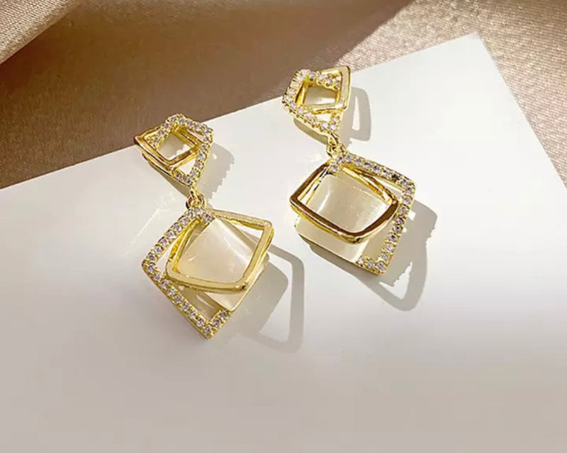 Clip on 1" gold & tan stone layered square earrings w/clear stones