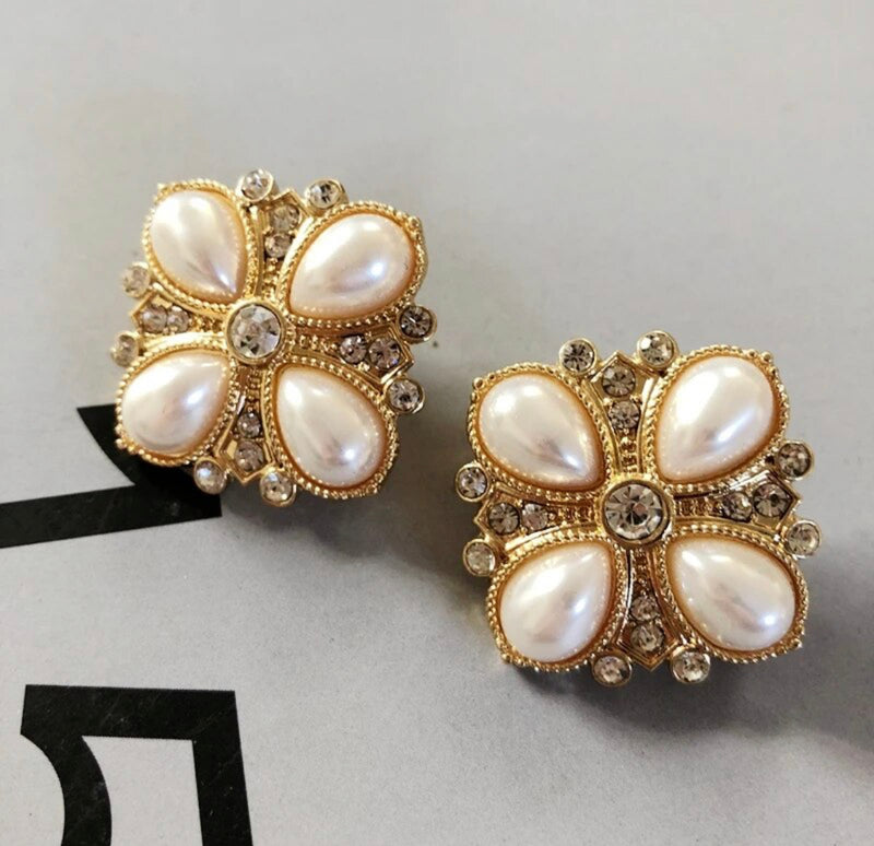 Clip on 1 1/4" gold white pearl and clear stone flower earrings