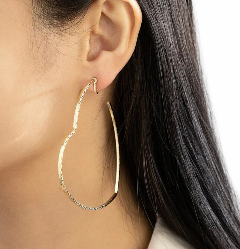 Clip on silver, blue and shimmer odd shaped bead necklace and earring set