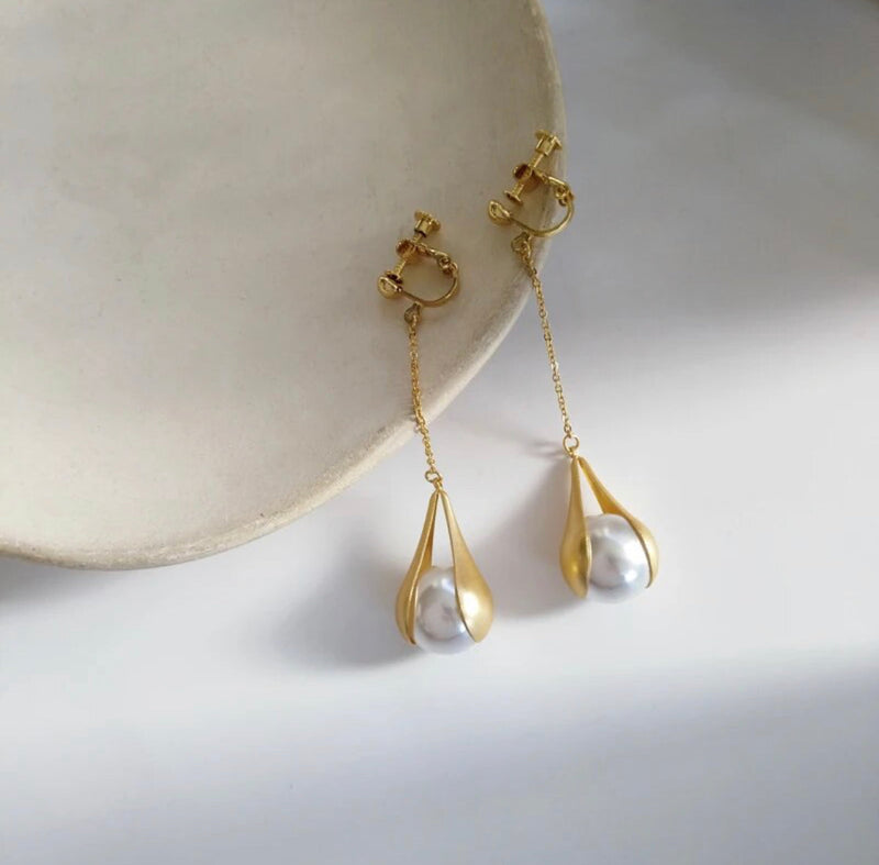 Vintage 3" clip on matte gold covered pearl dangle earrings
