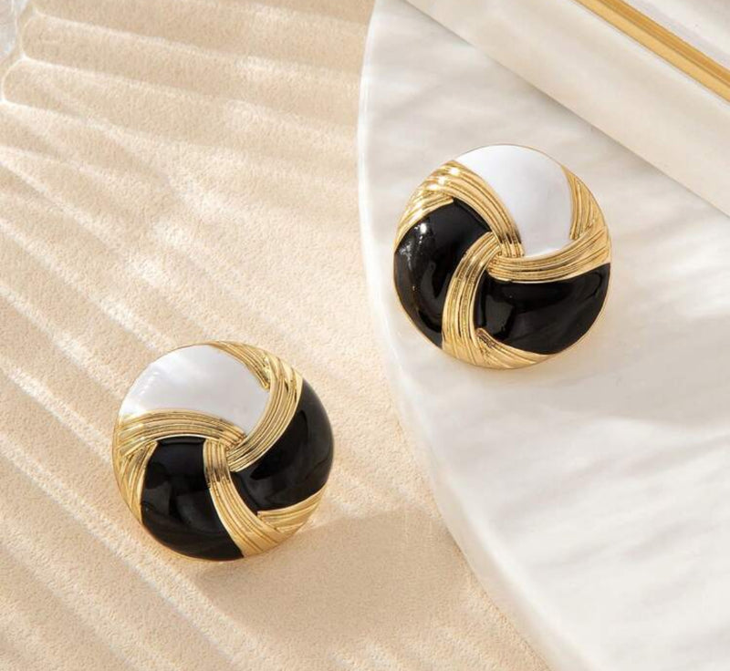 Vintage clip on 1" gold, black and white swirl button style earrings