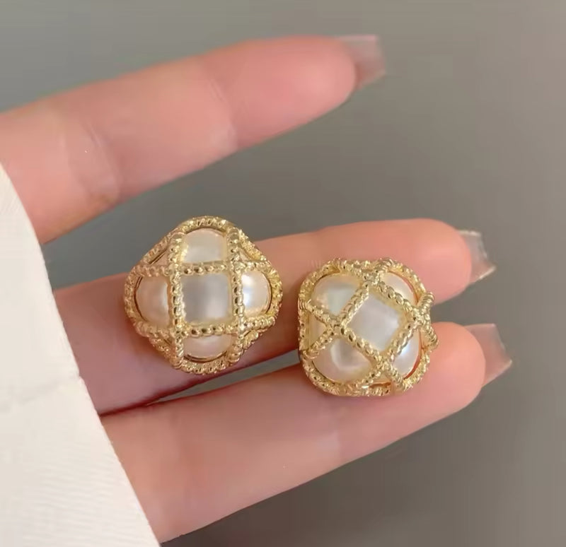 Clip on 3/4" gold and white pearl woven top button style earrings