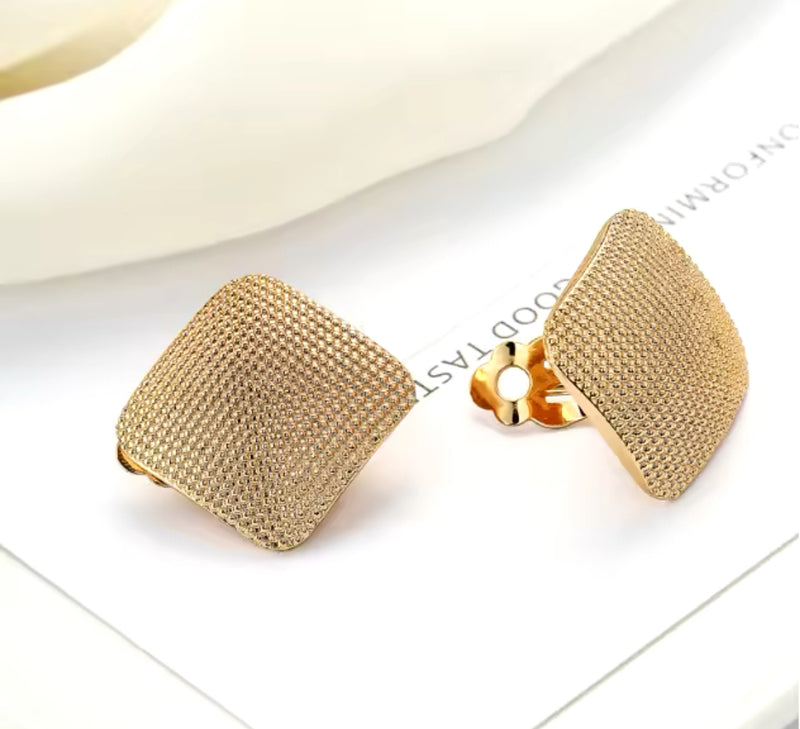 Clip on 1" textured gold square button style earrings