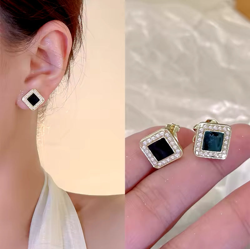 Clip on 1/2" small comfort fit gold, black and white pearl square earrings