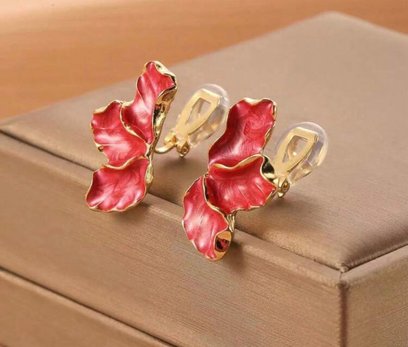 Clip on 3/4" small silver textured round scoop style earrings