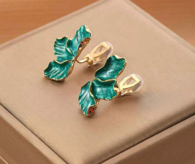 Clip on 1" gold and green half flower button style earrings