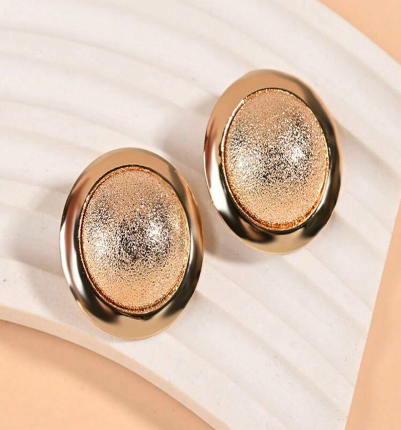 Clip on 1" textured and shiny gold round button style earrings