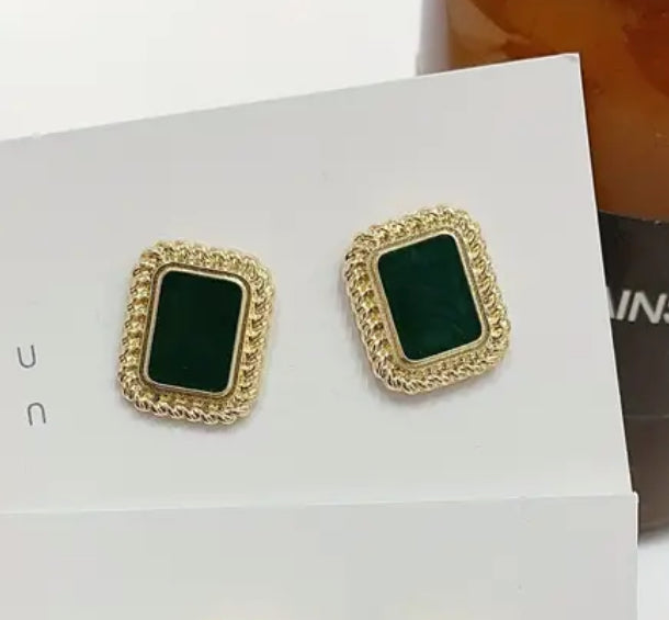 Clip on 3/4" gold and green square stone earrings with twisted edges