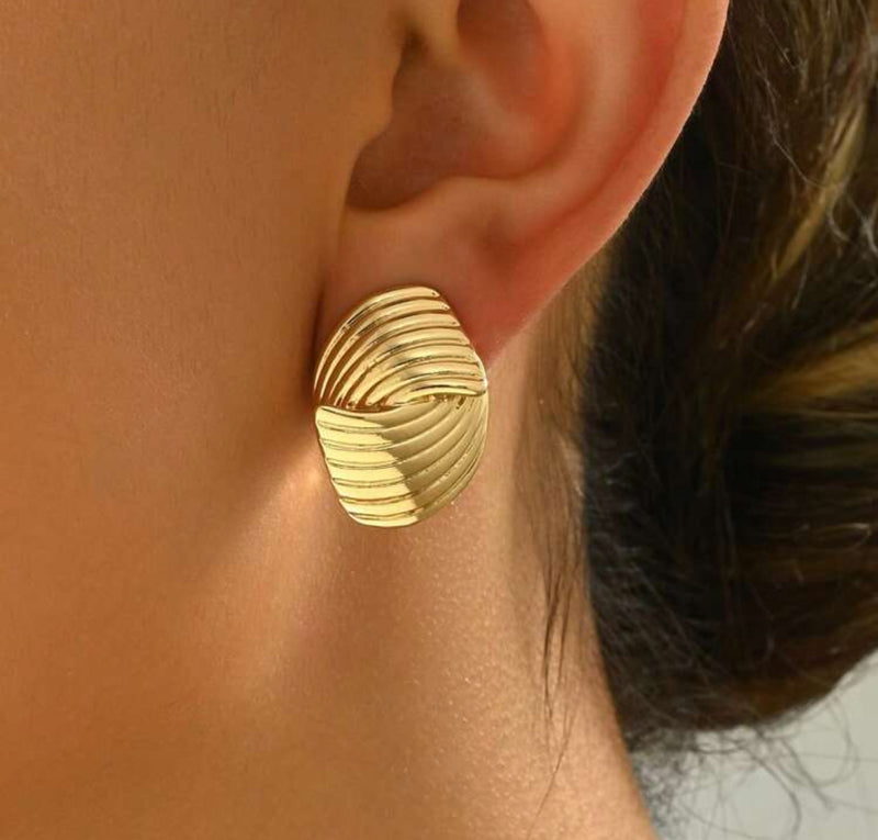 Clip on 1" silver indented woven button style earrings