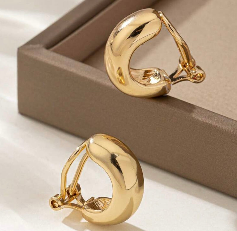 Clip on 3/4" shiny gold round edge half hoop earrings