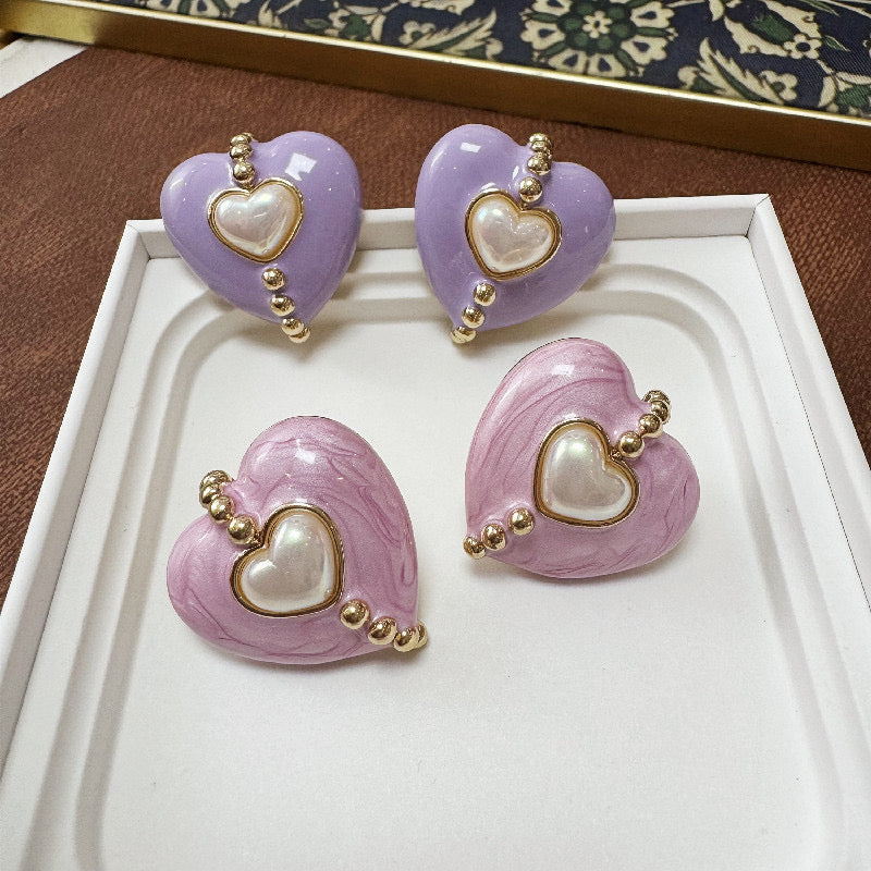Vintage 1 1/4" clip on gold, lavender and white pearl heart earrings