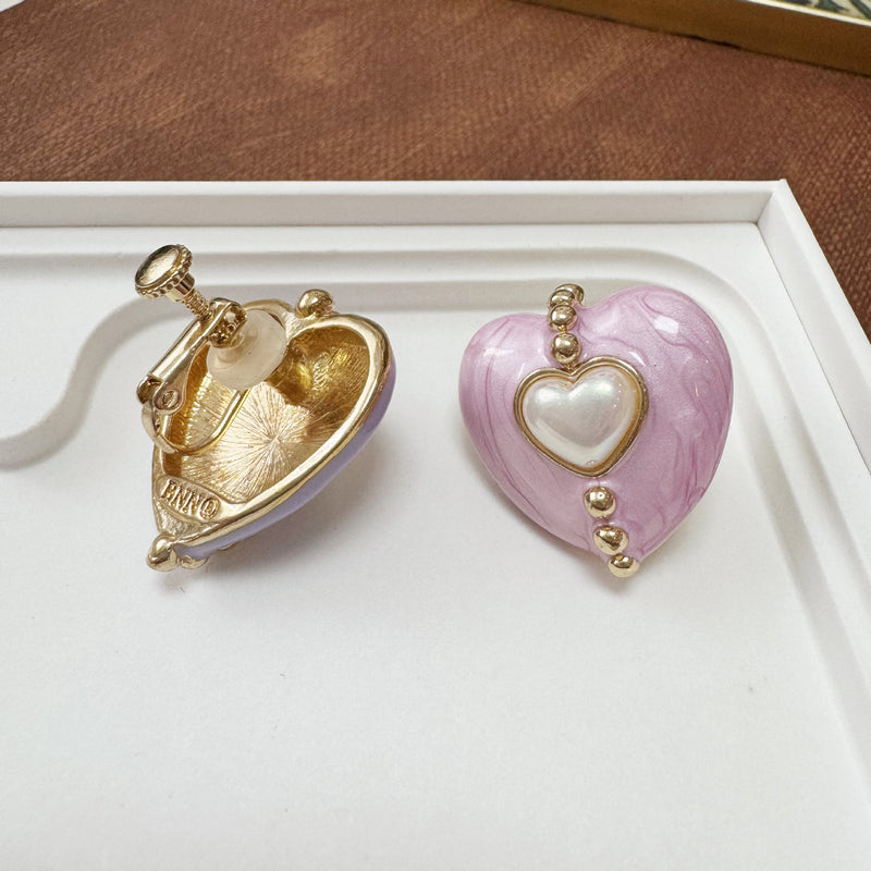 Vintage 1 1/4" clip on gold, lavender and white pearl heart earrings