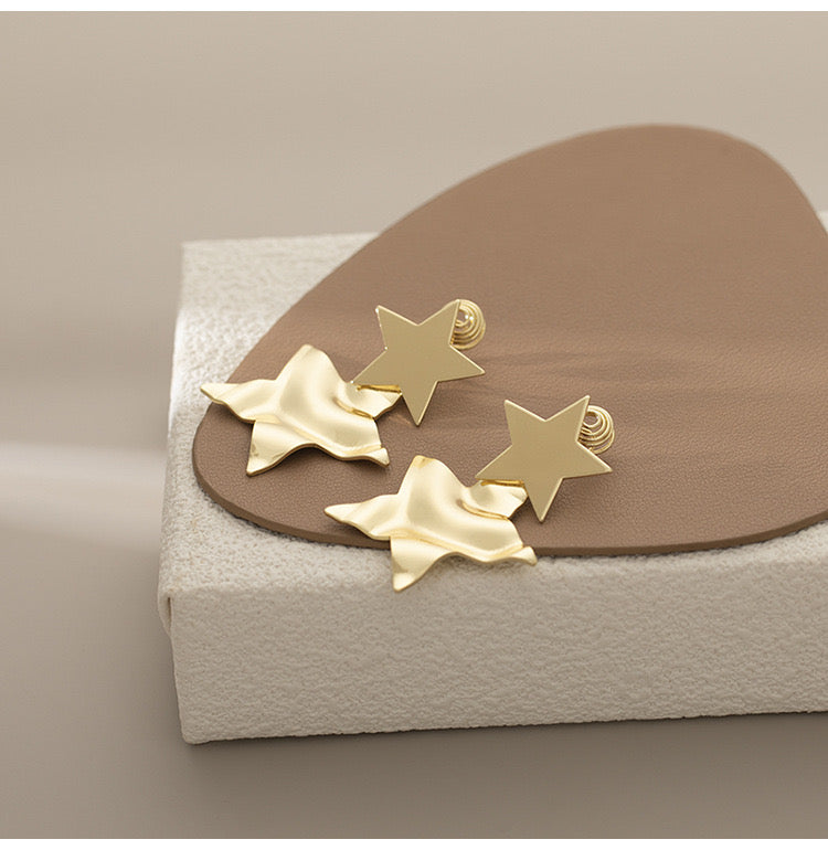 Clip on 2" gold comfort fit coil dangle star earrings