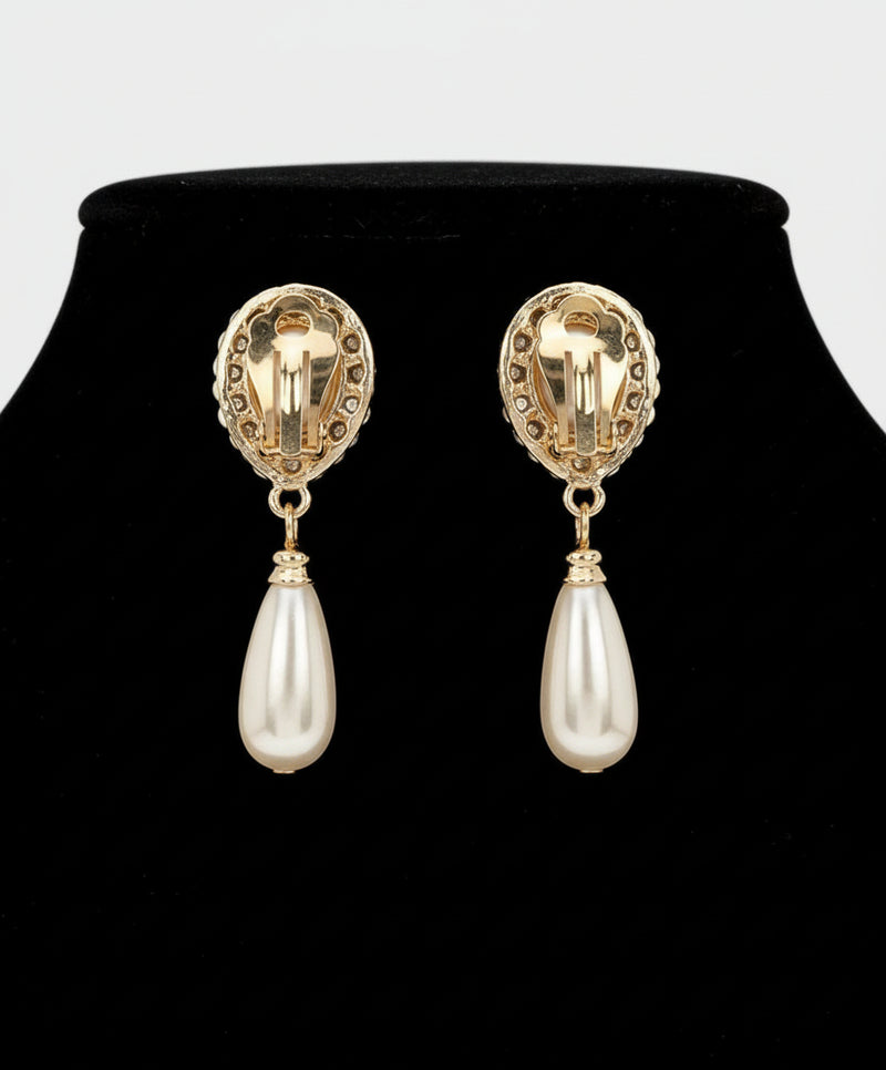 Clip on gold, pearl and clear stone dangle pearl necklace set