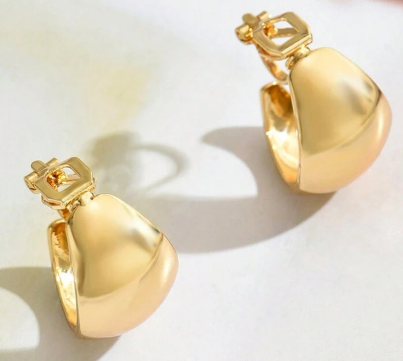 Clip on 3/4" small shiny gold graduated wide open back hoop