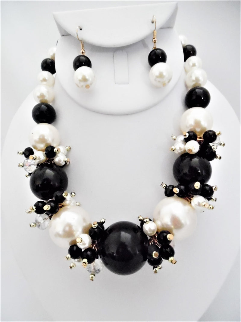 Baya Pearl Cluster Pendant | Tamsin Francesca - Fine Jewellery