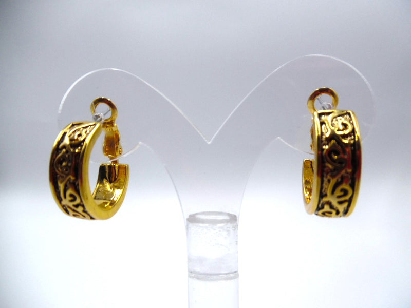 Pierced clip back 3/4" small gold flower print hoop earrings