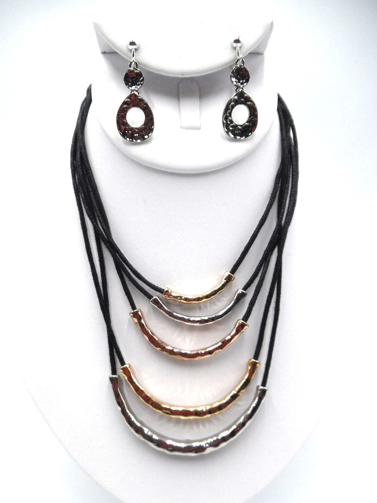 Clip on gold chain bent pearl and bent circle necklace and earring set