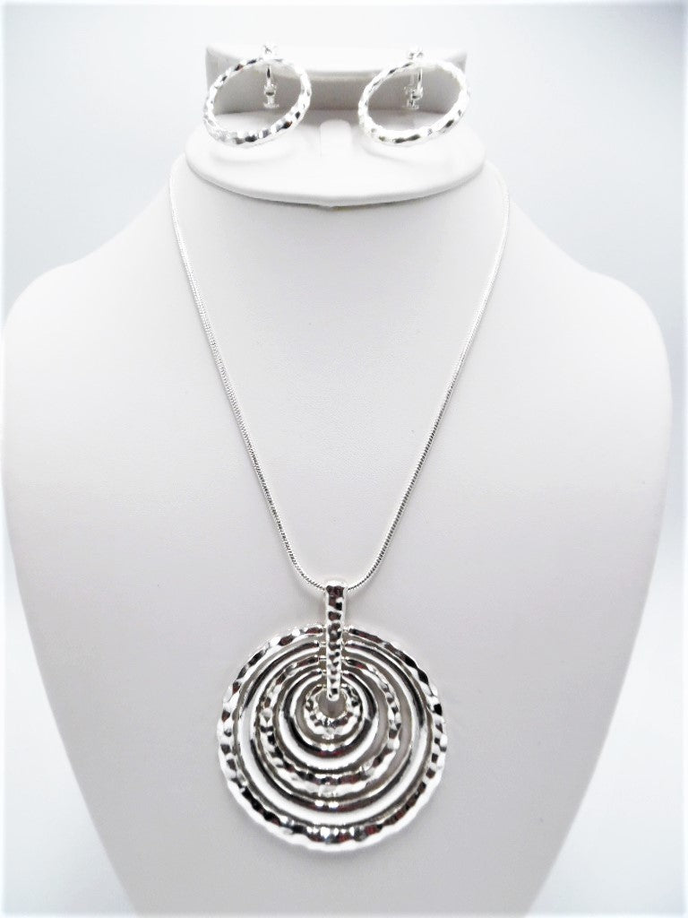 Clip on hammered silver five layer circle necklace and earring set