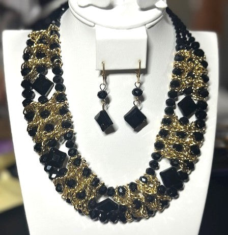 Clip on gold and pink multi colored five strand pearl beaded necklace set