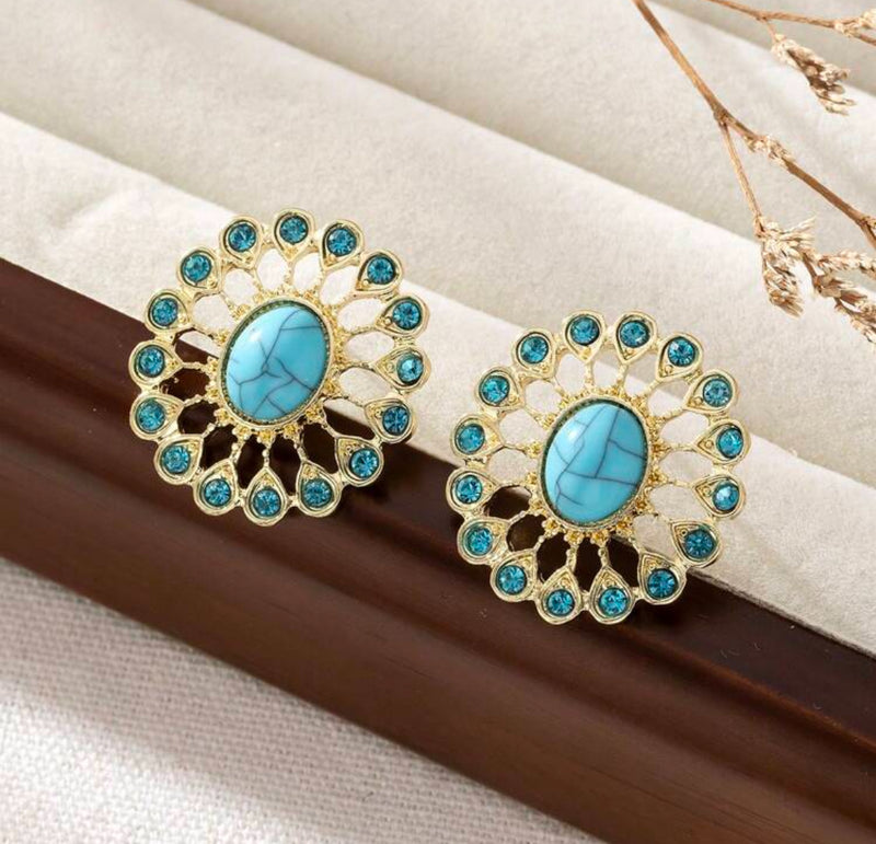 Clip on 1" gold and turquoise stone cutout button style earrings