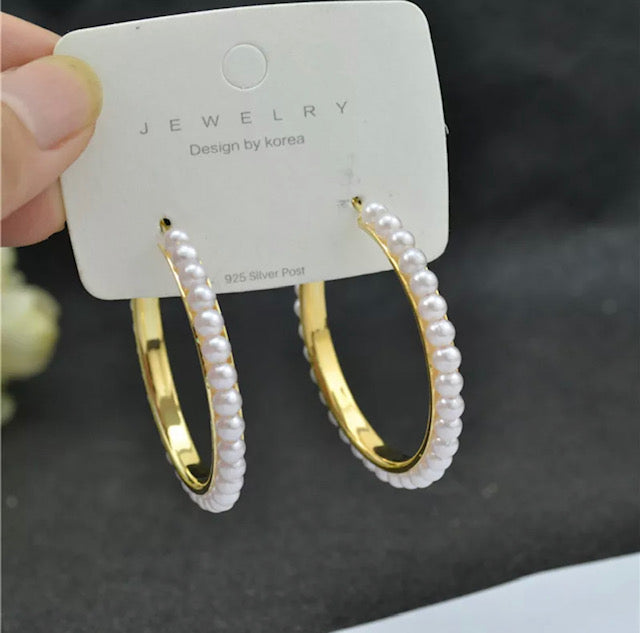 Clip on 1 3/4" gold and 4.5 cm white pearl hoop earrings