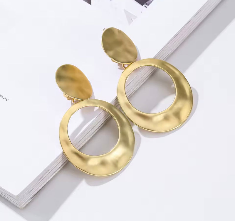 Clip on 3" Xlarge matte gold flat hammered graduated hoop earrings