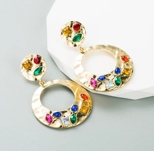 Trendy 2 3/4" pierced gold hammered dangle hoop earrings w/multi colored stones