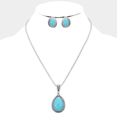 Pierced silver chain teardrop necklace and earring set