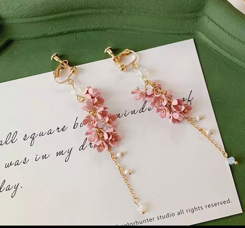 Clip on 4 1/2" Xlong gold chain yellow, pink or white flower cluster earrings